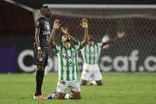 Jugadores del Alianza FC, festejan el triunfo sobre UMECIT. Foto: EFE