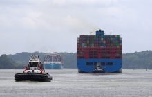 El Canal prevé que deberá reducir de forma escalonada el calado hasta llegar a los 44 pies. Foto: EFE