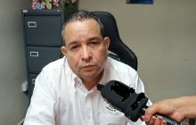 Luis Sánchez, secretario general de AEVE, señaló que el gremio busca establecer un acercamiento con las nuevas autoridades educativas para abordar los problemas que, a su juicio, siguen afectando al sistema. Foto. Melquíades Vásqquez