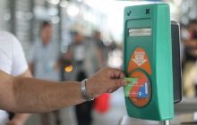 Los usuarios deben asegurar su recarga para poder usar el servicio de transporte de mibus y el metro. Foto: Archivo.