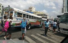 Dirigentes del sector no descartan la posibilidad de paralizar el servicio de autobuses, al considerar que con los costos actuales la actividad ha dejado de ser rentable.Foto. Eric Montenegro