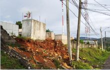 Vecinos del sector aseguran que las autoridades municipales ni el Sistema Nacional de Protección Civil (Sinaproc) se han presentado al sitio. Foto. Eric Montenegro