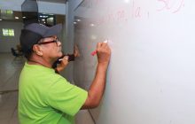La mayoría de los estudiantes son adultos. Foto: Cortesía