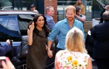  Los duques de Sussex, Enrique y Meghan, en Melbourne (Australia). Foto: EFE / EPA / Con Chronis