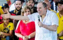 El expresidente ecuatoriano Abdalá Bucaram. Foto: EFE