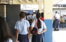 Los 16 centros educativos de la Costa Atlántica reanudarán las clases este martes. Foto. Archivo
