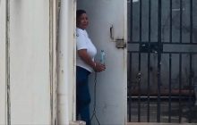 Al finalizar la audiencia, la abogada defensora Suky Yard calificó la diligencia como compleja debido a las circunstancias que han rodeado la vida de los menores. Foto. Thays Domínguez