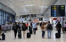 El aeropuerto mantiene un protocolo especial tras el sismo.