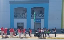 Al ser mediodía, en el momento del temblor, los centros comerciales estaban concurridos. Foto: Pancho Paz
