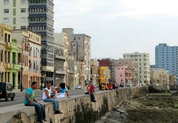 El ingreso medio para quien alquila su vivienda en Cuba es de $250 por reserva. /Archivo