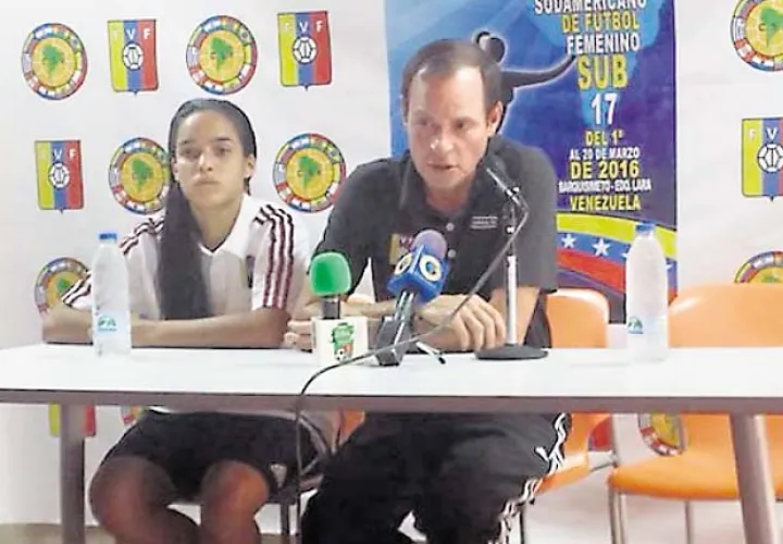 Kenneth Zseremeta lleva por tercera vez al equipo al Mundial. / Foto Cortesía