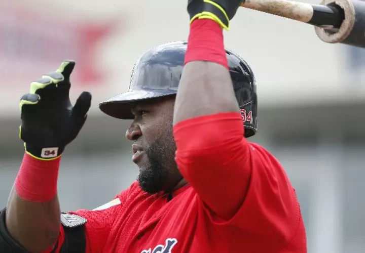 David Ortiz durante un partido de pretemporada con Boston. 