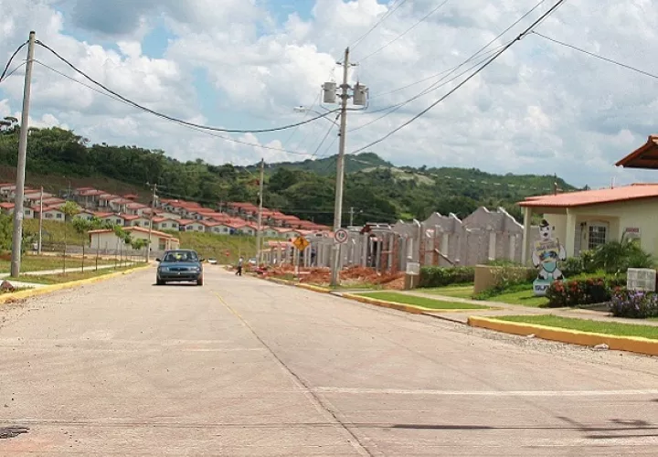 barriadas, arraijan, construcción, daños