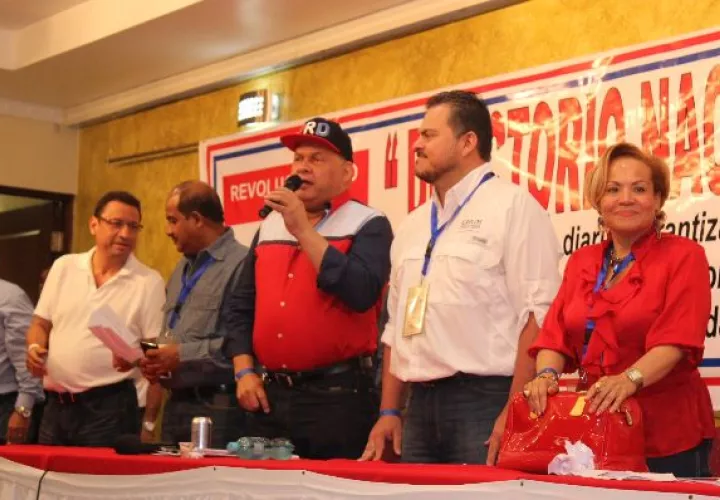 Reconocen falta de liderazgo en filas del PRD 