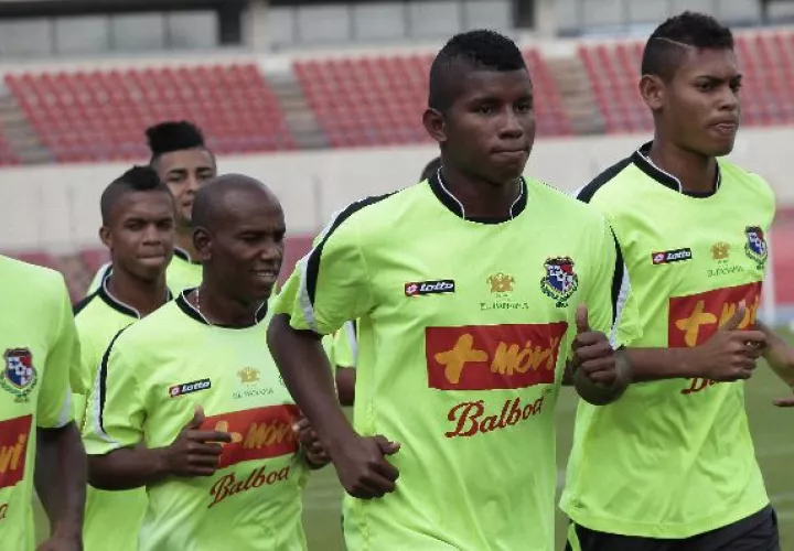 Los 'pollos' vuelven al cuadro escarlata 