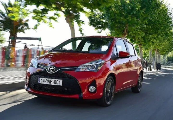   Auto nuevo, amparado en buen financiamiento 