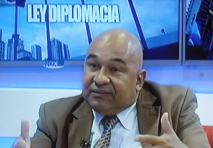 Catedrático Euclides Tapia