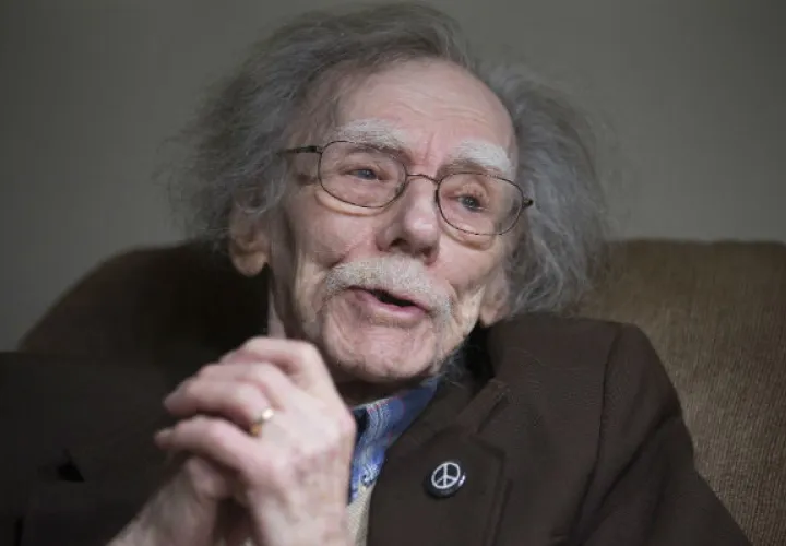 Larry Gara tiene 93 años. Foto/ AP