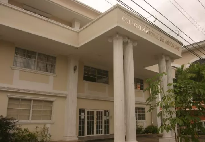 También desmintió que oficinas de juristas hayan sido allanadas.  / Archivo