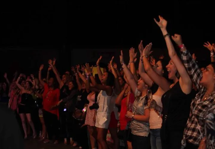 La mayoría de los asistentes al concierto eran mujeres. 
