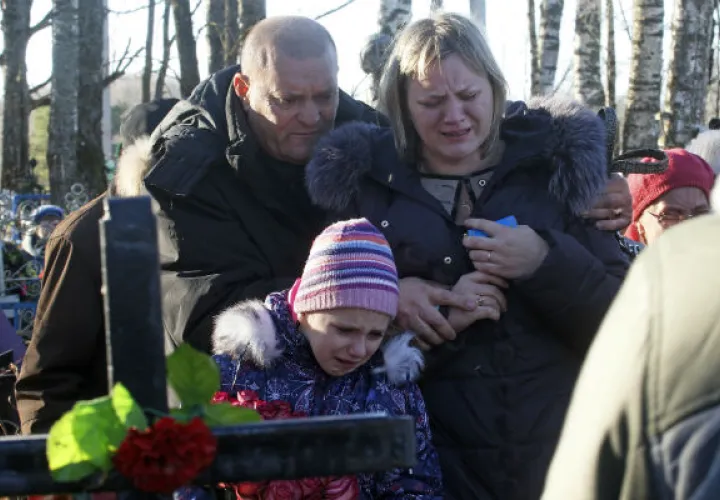 Despiden a las víctimas. Foto/ AP