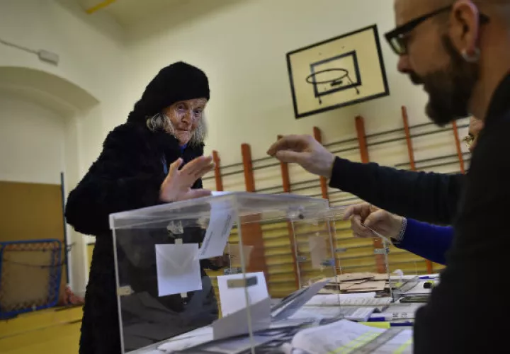 Votación en Pamplona, España. Foto/ AP