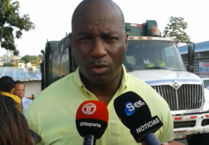 Gerald Cumberbach anunció el aumento de multas a infractores