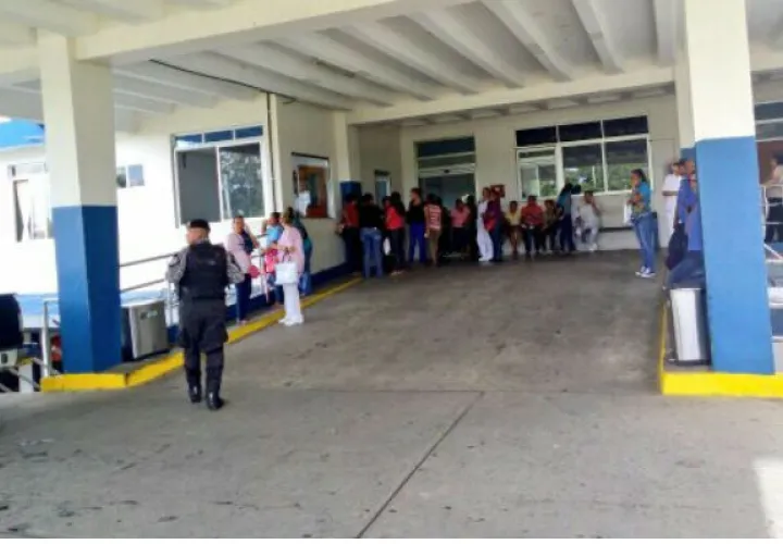 Cuarto de urgencias del hospital Rafael Hernández. 