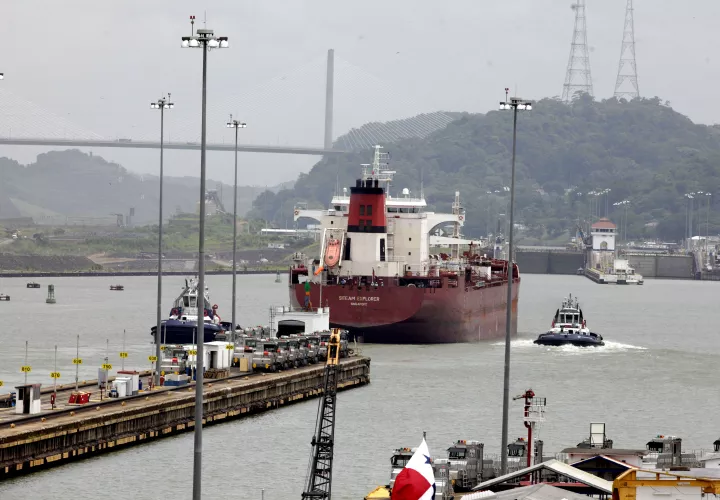 El Canal de Panamá pierde  negocio por baja del petróleo 