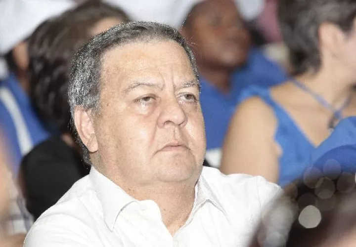  "Ministers do not measure up", after 20 months in office