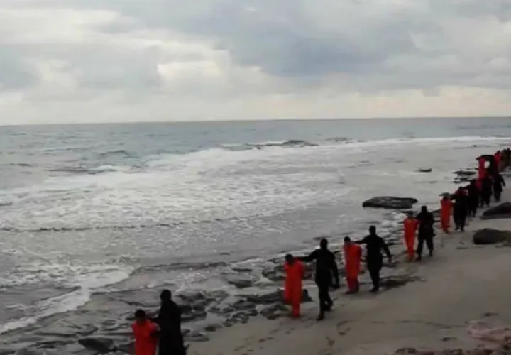 Miembros del grupo terrorista en Libia. Foto/ AP