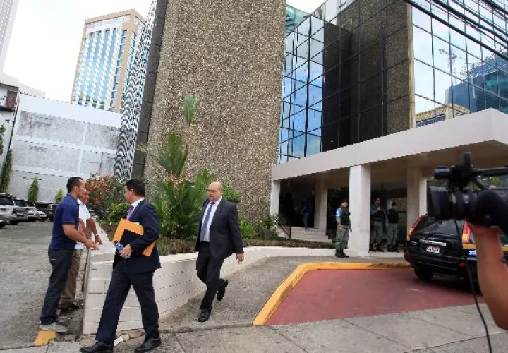 Según analistas, el allanamiento a Mossack Fonseca fue tardío.  / EFE
