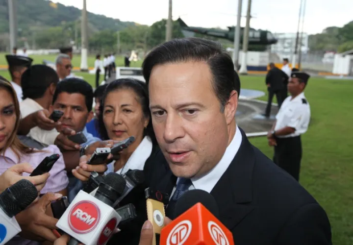 El jefe del Ejecutivo asegura que su gobierno es transparente y que va con pasos seguros. Edwin González