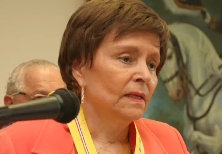 Elsie Alvarado de Ricord