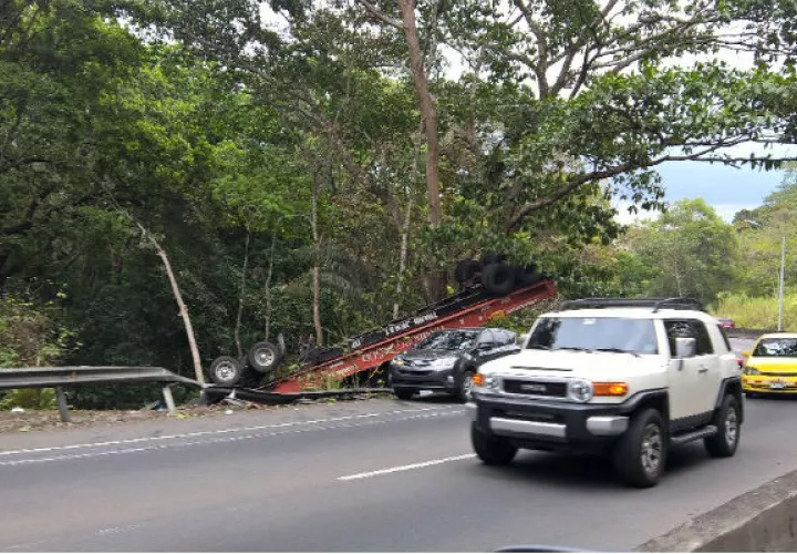  @tvntrafico       Vía @kostavros