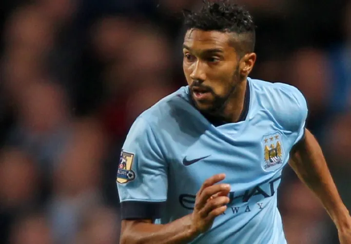 Gaël Clichy mantiene una buena relación con Benzema. /EFE