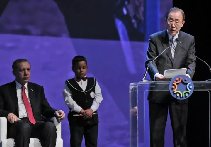 Presidente turco, Recep Tayyip Erdogan, y Ban Ki-moon. /Foto AP