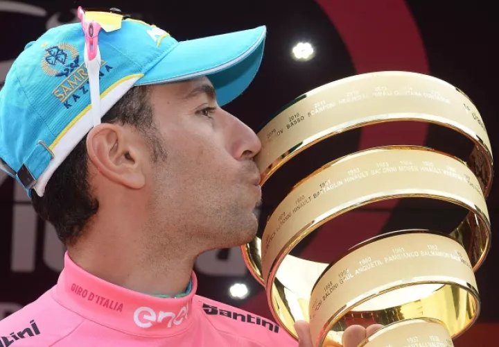 Nibali gana el Giro