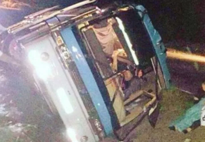 Seguramente, el conductor perdió el control del vehículo.