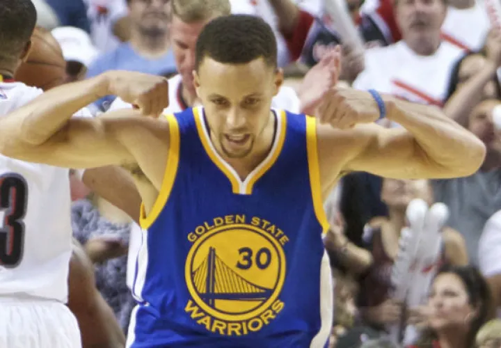 Stephen Curry es el jugador de moda en la NBA./ Foto AP