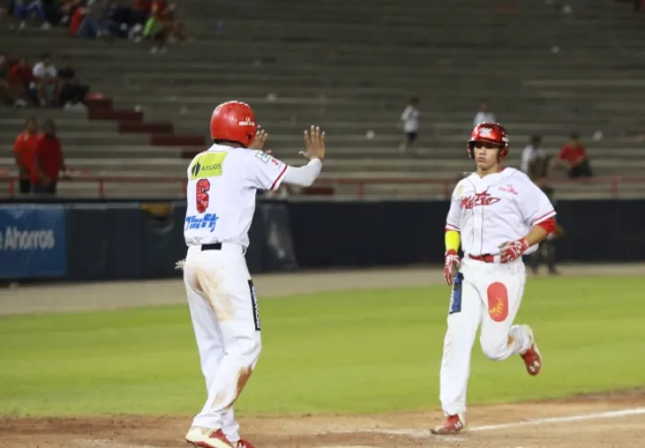 Abraham Rodríguez firmó con los Cachorros de Chicago. /Foto Anayansi Gamez