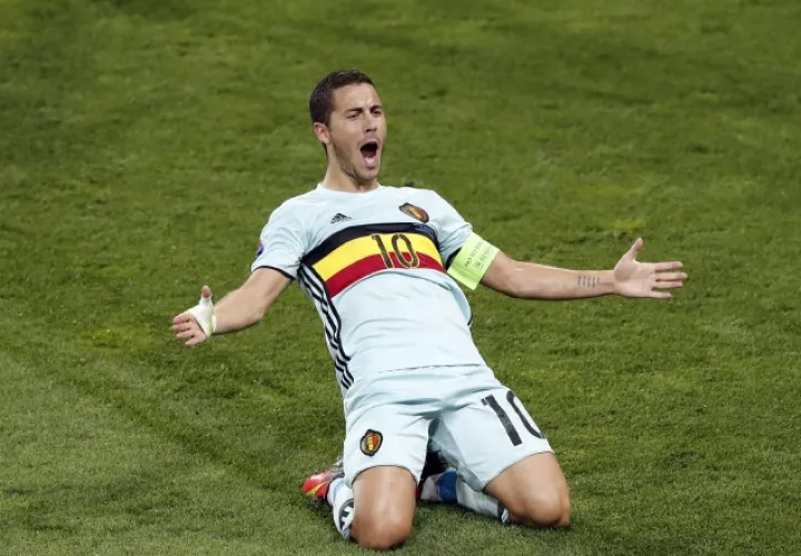 Eden Hazard celebra su tanto ante Hungría. /Foto AP