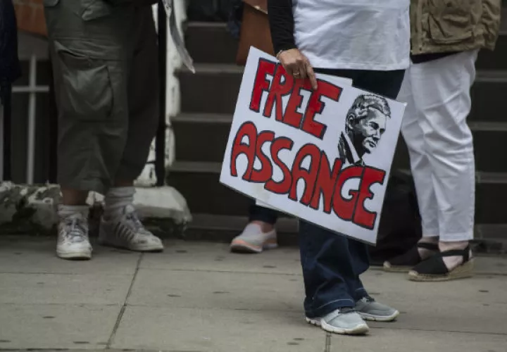 Simpatizantes de Julian Assange. Foto/ AP
