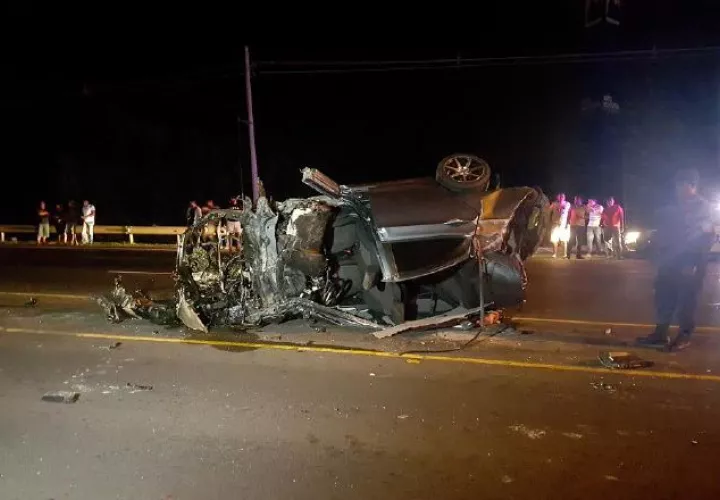 Otras tres personas resultaron heridas en este accidente. /Foto Raimundo Rivera
