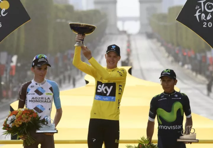 Chris Froome (c) /Foto AP