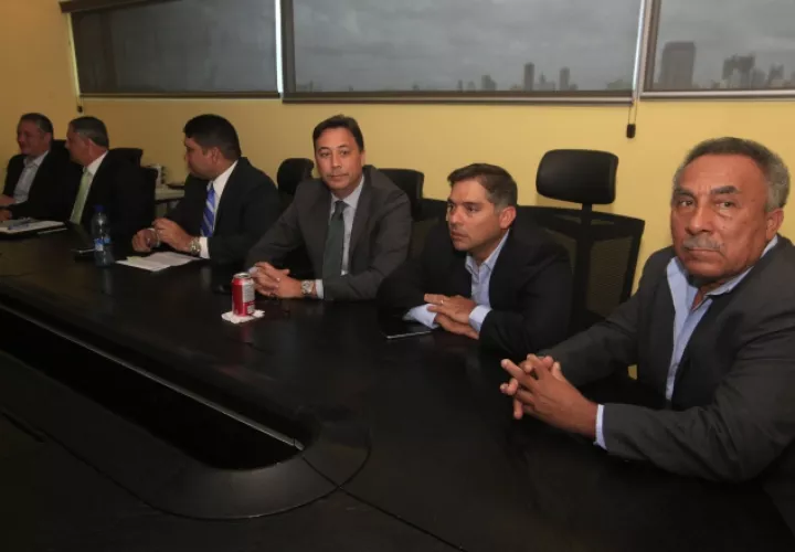 Reunión de la bancada panameñista /Foto Víctor Arosemena