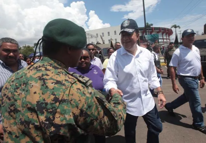 El presidente Juan Carlos Varela se ha enfocado en fortalecer a los uniformados con cargos e incentivos económicos.   