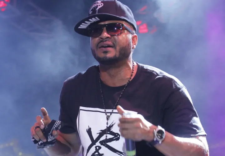 El cantante  interpreta al boxeador boricua Wilfred Benítez  en ‘Hands of Stone’, quien mantuvo una  rivalidad  con el púgil panameño. Viene una segunda parte de la cinta.