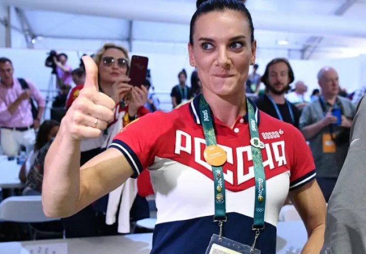 Yelena fue campeona olímpica en Atenas y Pekín. /Foto AP