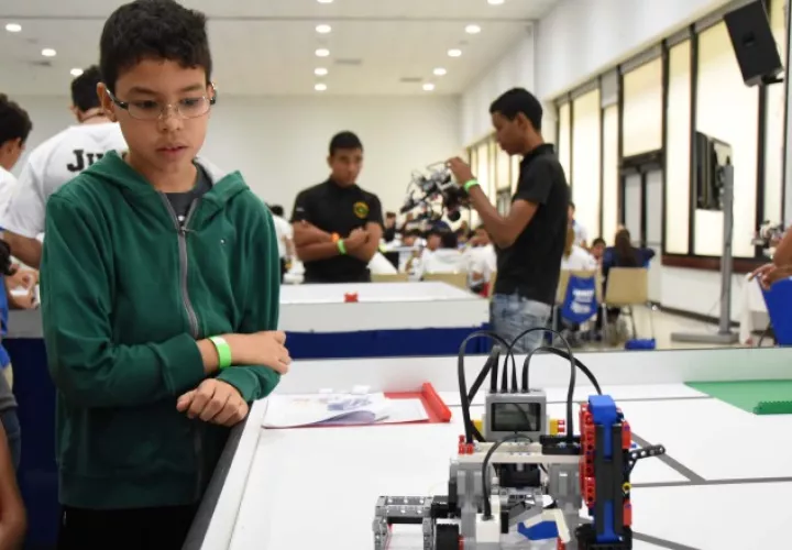 Participaron alrededor de 270 alumnos.